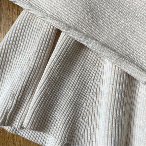 Club Monaco sweater - Picture 2 of 4